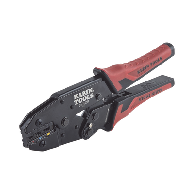 Pinza Ponchadora / Terminales Aislados 10-22 AWG / Acción Compuesta / Tres Cavidades / Doble Agarre