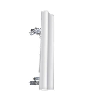 Antena sectorial / 90° cobertura H / 2.3-2.7 GHz / 16 dBi / 700x145x79 mm / 2.3 ft x 5.7 in x 3.1 in
