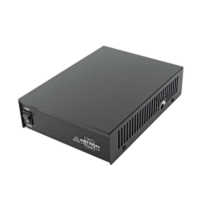 Fuente de Poder Conmutada / 13.8 Vcc / 18 A Máxima / 100-240 VCA Entrada Universal / 1.6 kg / CE RoHS Energy Star