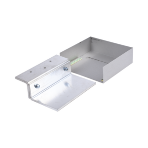 Kit de soporte ajustable / Movimiento lateral 1-1¼" (25-32 mm) / Aberturas 2¼"-3½" (57-89 mm) / Aluminio anodizado / 8½" (216 mm) de longitud / Puertas batientes