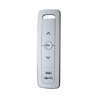 Control Remoto RF / 5 Canales / Alcance 200 m (656.2 ft) / Posición Favorita Programable / IP30