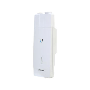Radio de Backhaul de alta capacidad hasta 1.2 Gbps, banda licenciada 11 GHz (10.7-11.7 GHz), no incluye duplexers