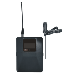 Micrófono de Solapa Inalámbrico / Transmisión Digital UHF / Modulación pi/4-DQPSK / Doble Banda 540-590 MHz y 640-690 MHz / Autonomía >10 Horas / Pantalla OLED / Potencia Ajustable ≥10 dBm
